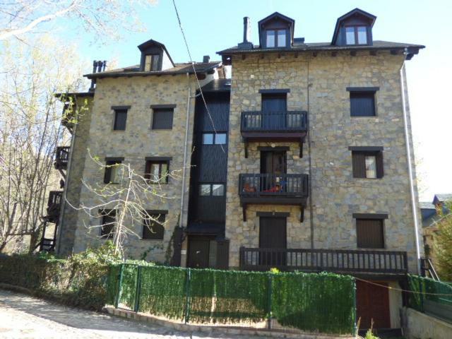 Edificio Ardillas Benasque Eksteriør billede